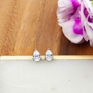 Cubic Zirconia Studs | Teardrop